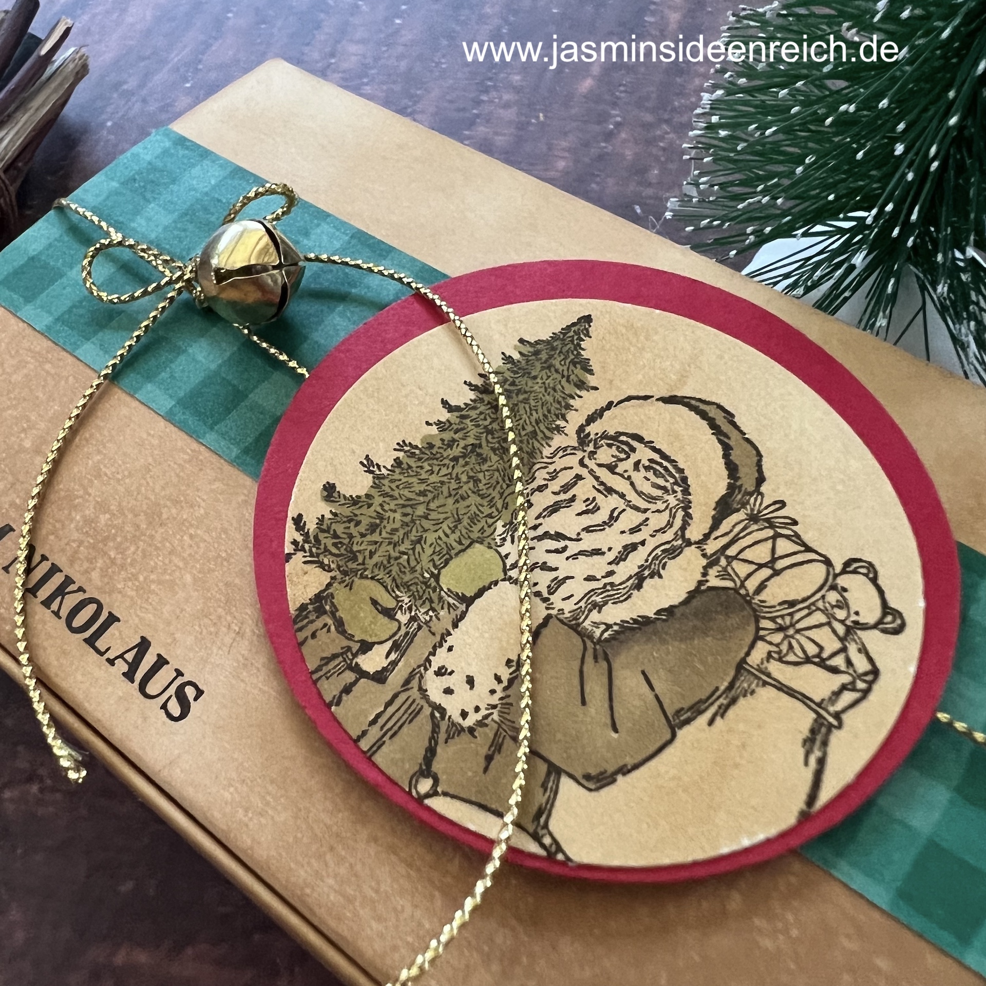 30.10.23 - Schachtel 2.jpeg